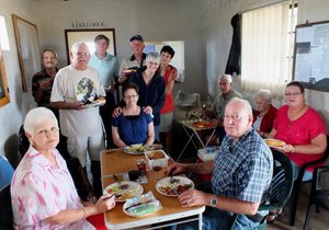 Pistoolklub geniet Braai